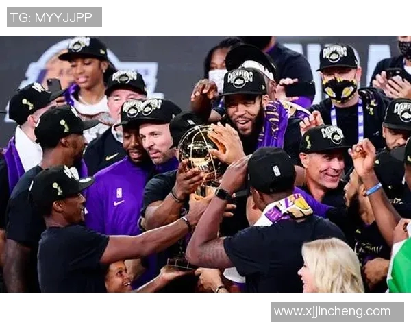 科比带领湖人队夺冠，成为最年长总冠军得主